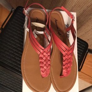 NWT American Eagle sandals size 10